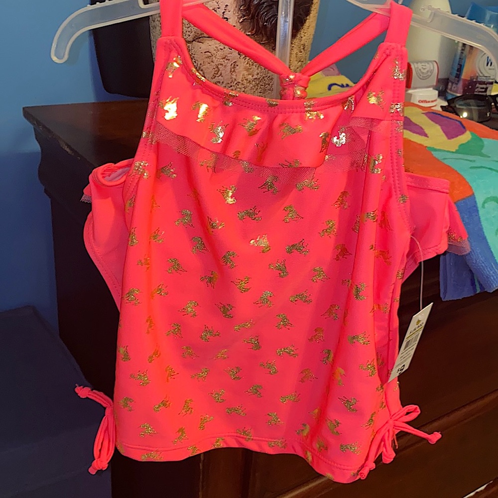 Toddler girl size 6 swim suit and towel